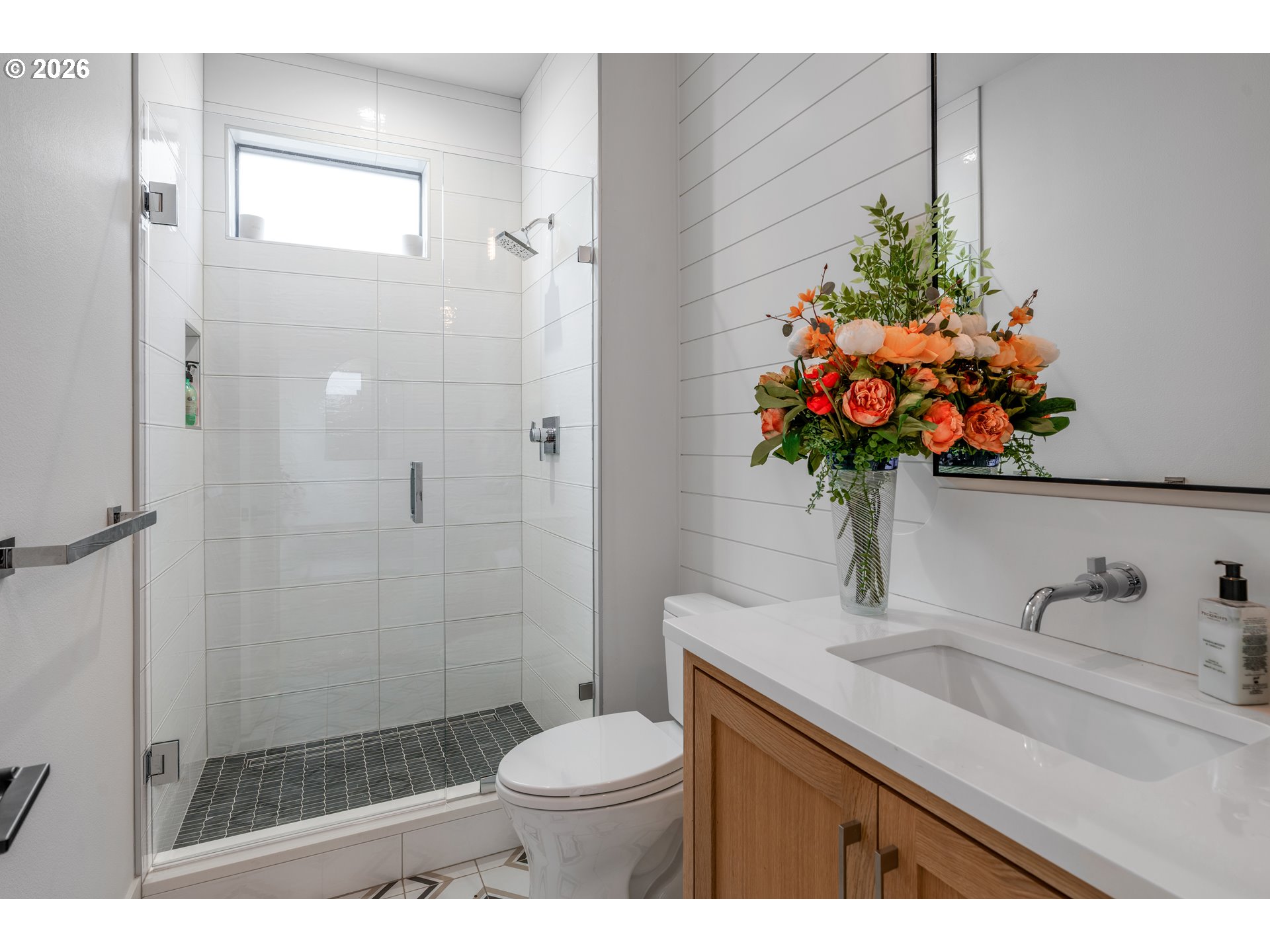 9364 Southwest Morrison Street Portland, OR 97225 - Photo 20 of 44