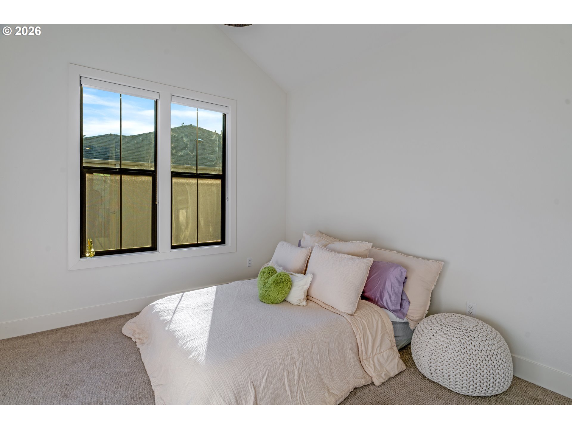 9364 Southwest Morrison Street Portland, OR 97225 - Photo 25 of 44