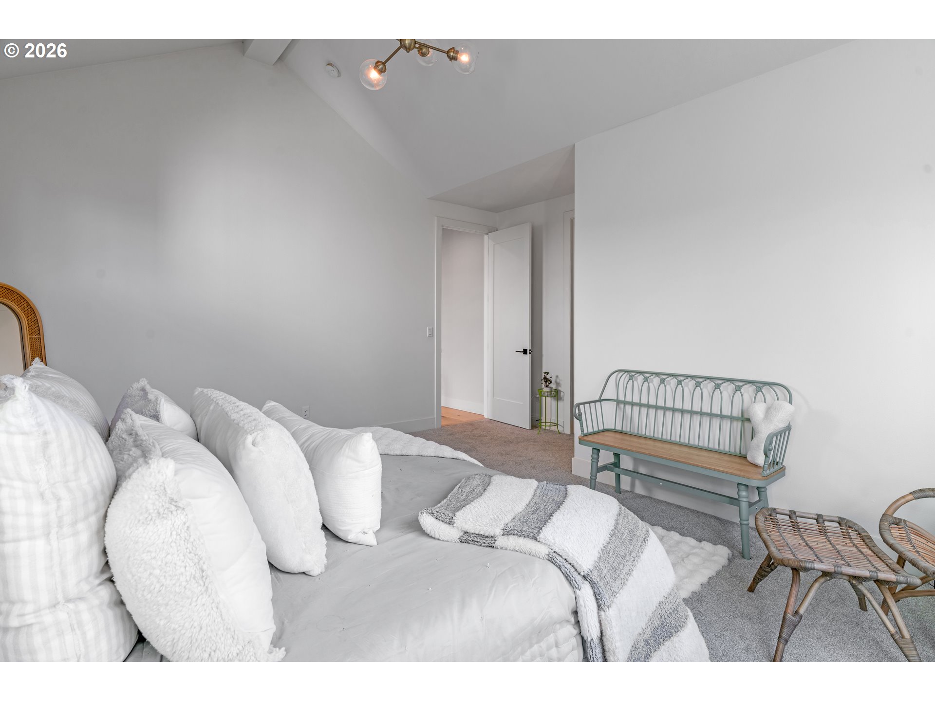 9364 Southwest Morrison Street Portland, OR 97225 - Photo 31 of 44