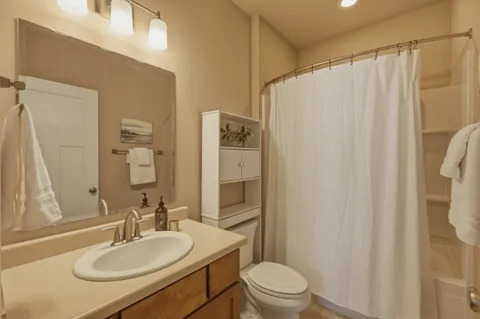 $550,000 | 2914 Bulwer Lane, Fitchburg, WI 53711