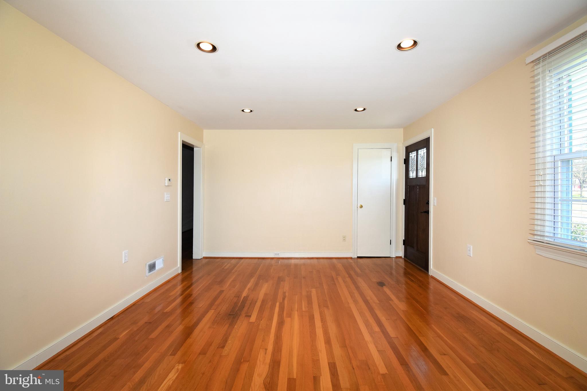 204 Selma Road Orange, VA 22960 - Photo 44 of 52 Living Room