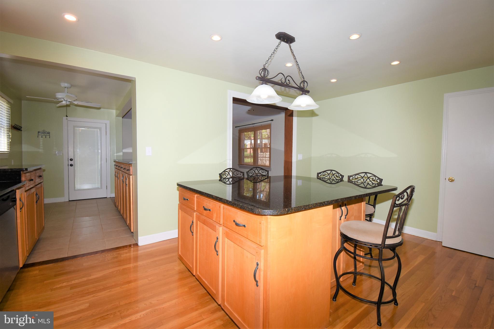 204 Selma Road Orange, VA 22960 - Photo 9 of 52 Kitchen