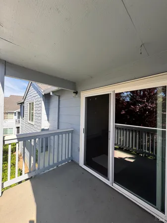 $2,150 | 375 Lighthouse Drive, Vallejo, CA 94590