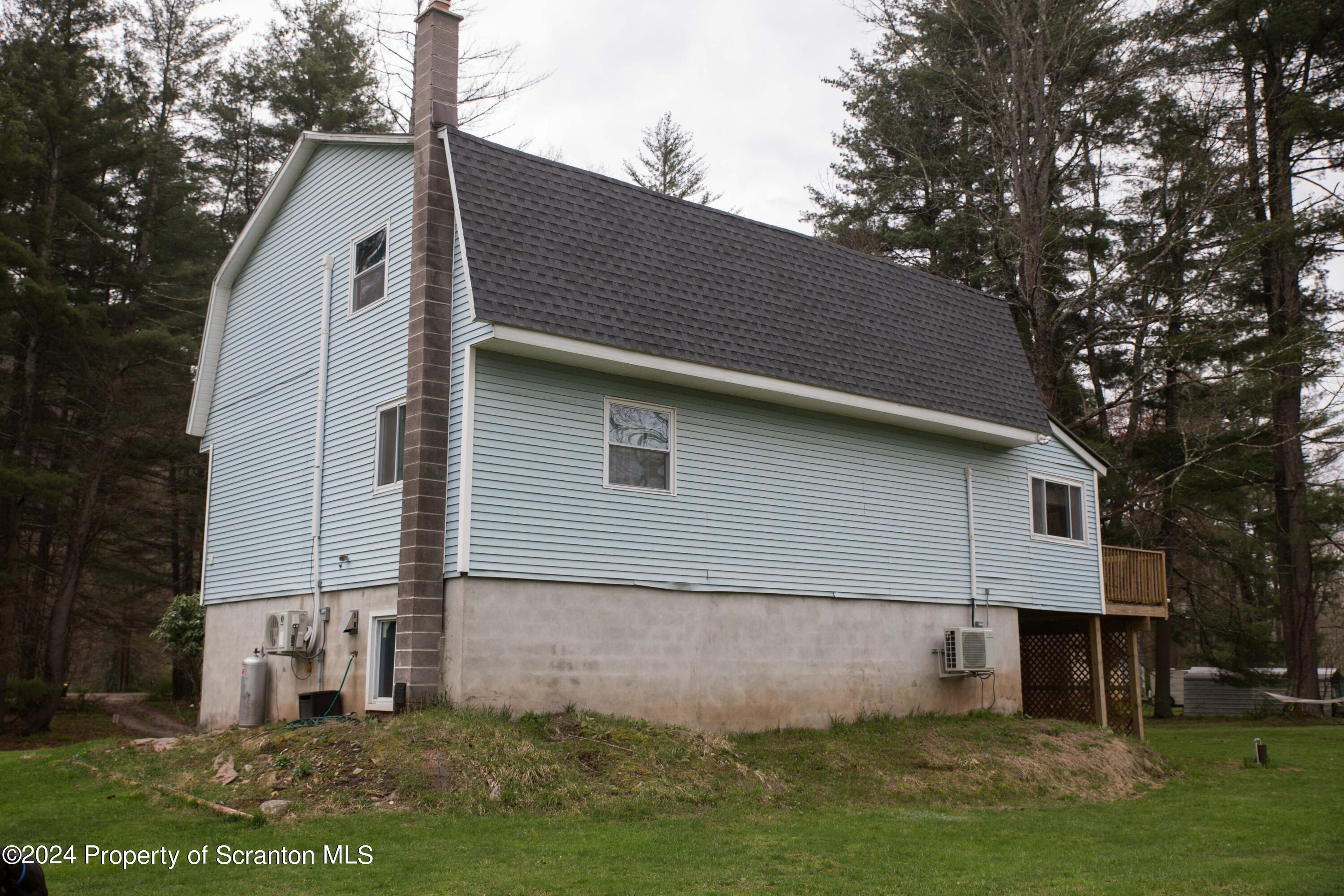 88 Riverside Drive Hawley, PA 18428 - Photo 40 of 45 Gallery Image 40