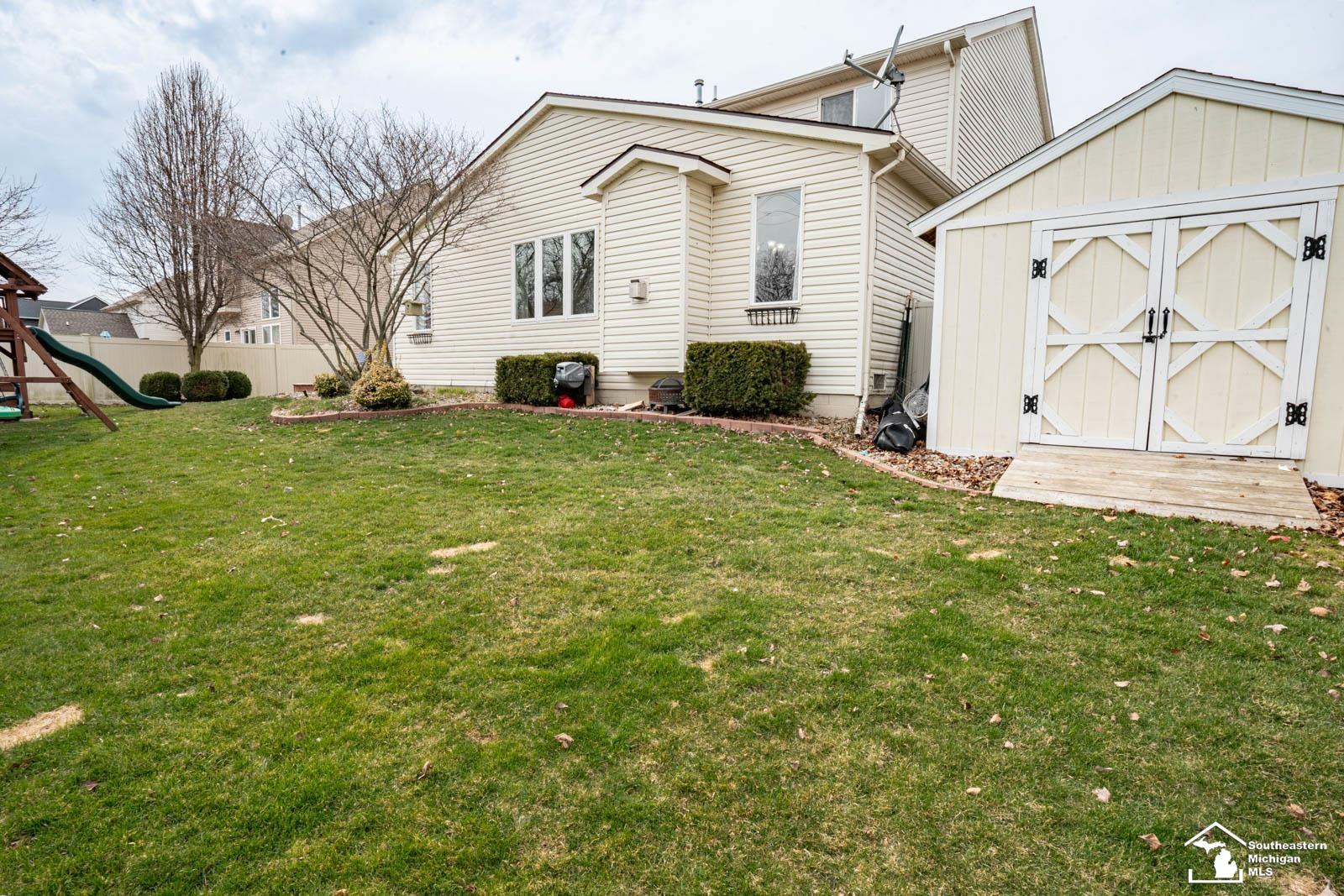 835 Golf Ridge Circle Dundee, MI 48131 - Photo 45 of 48
