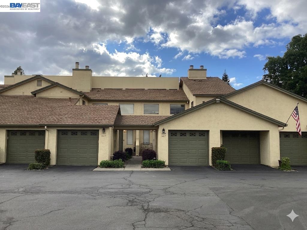 1609 West Swain Road Stockton, CA 95207 - Photo 4 of 28