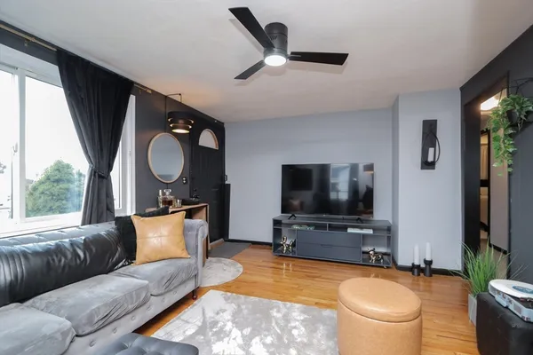 $264,900 | 1128 Page Boulevard, Springfield, MA 01104