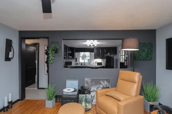 $264,900 | 1128 Page Boulevard, Springfield, MA 01104