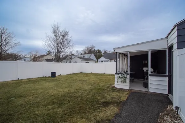 $264,900 | 1128 Page Boulevard, Springfield, MA 01104