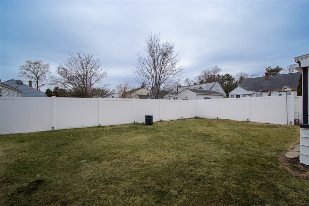 1128 Page Boulevard Springfield, MA 01104 - Photo 38 of 40