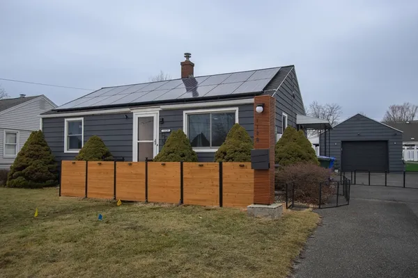 $264,900 | 1128 Page Boulevard, Springfield, MA 01104