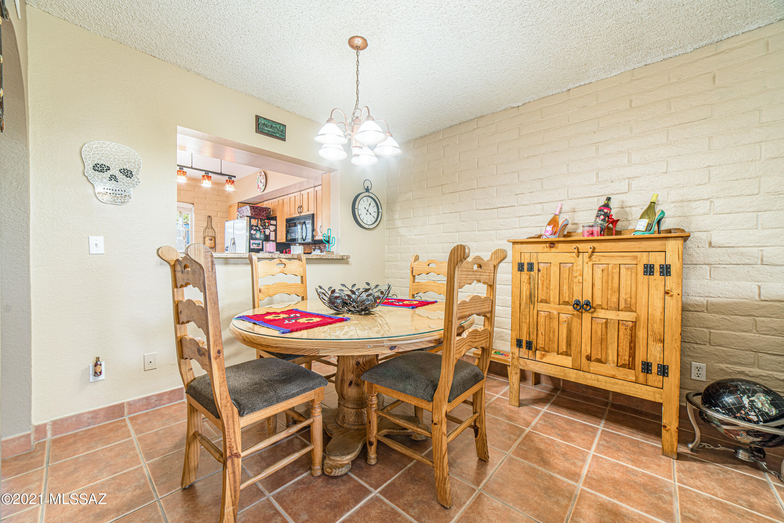 3542 South Mission Road, Unit B Tucson, AZ 85713 - Photo 10 of 28
