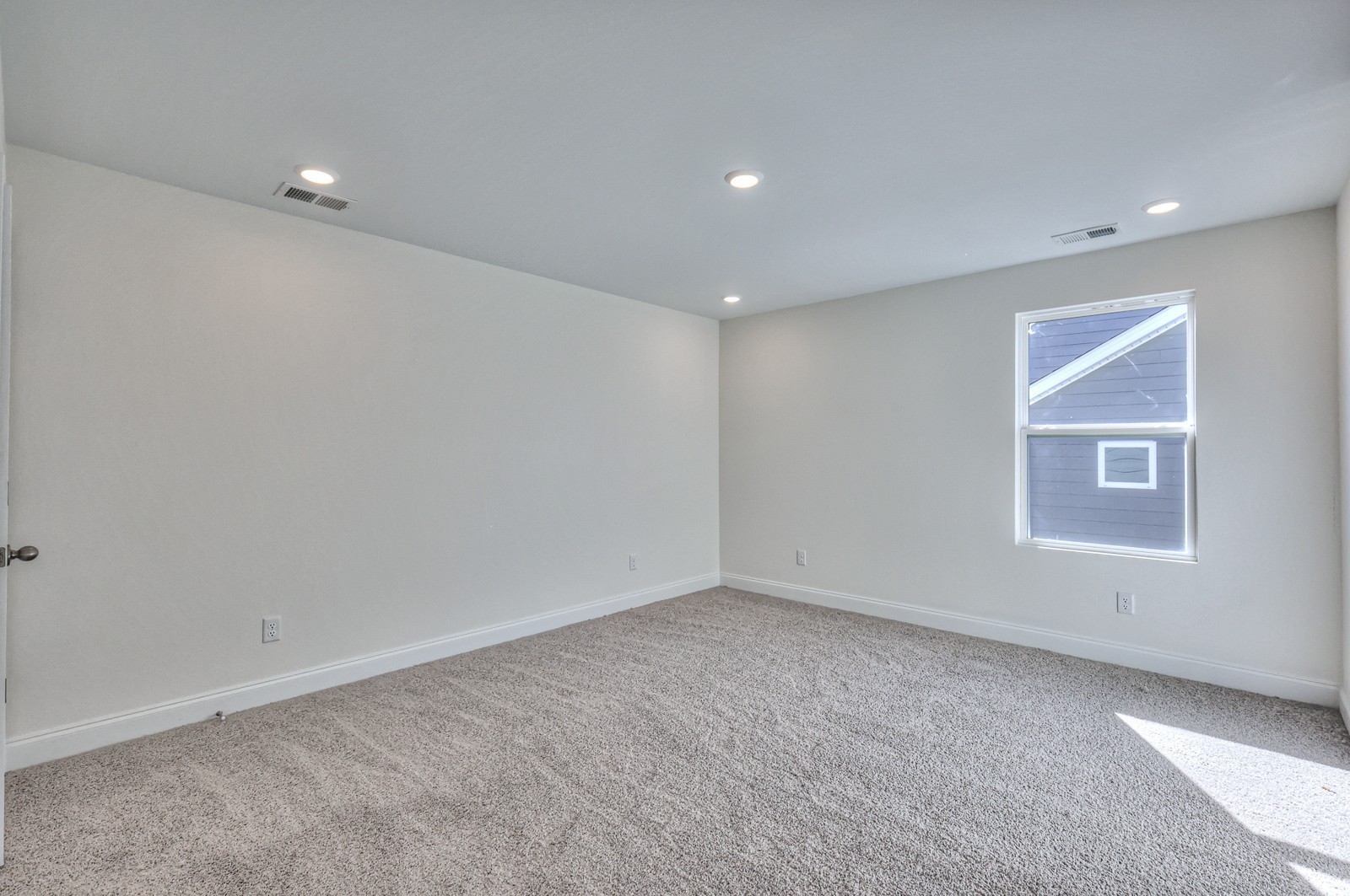 1047 Bluestem Road Columbia, TN 38401 - Photo 21 of 36 Gallery Image 21