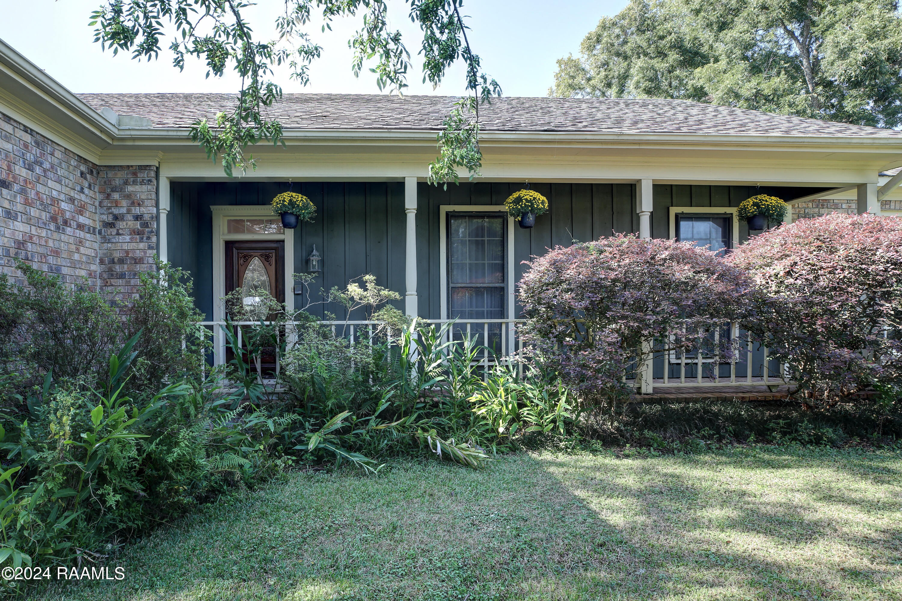 2000 Sugar Mill Road New Iberia, LA 70563 - Photo 6 of 41 2000sugarmill-4