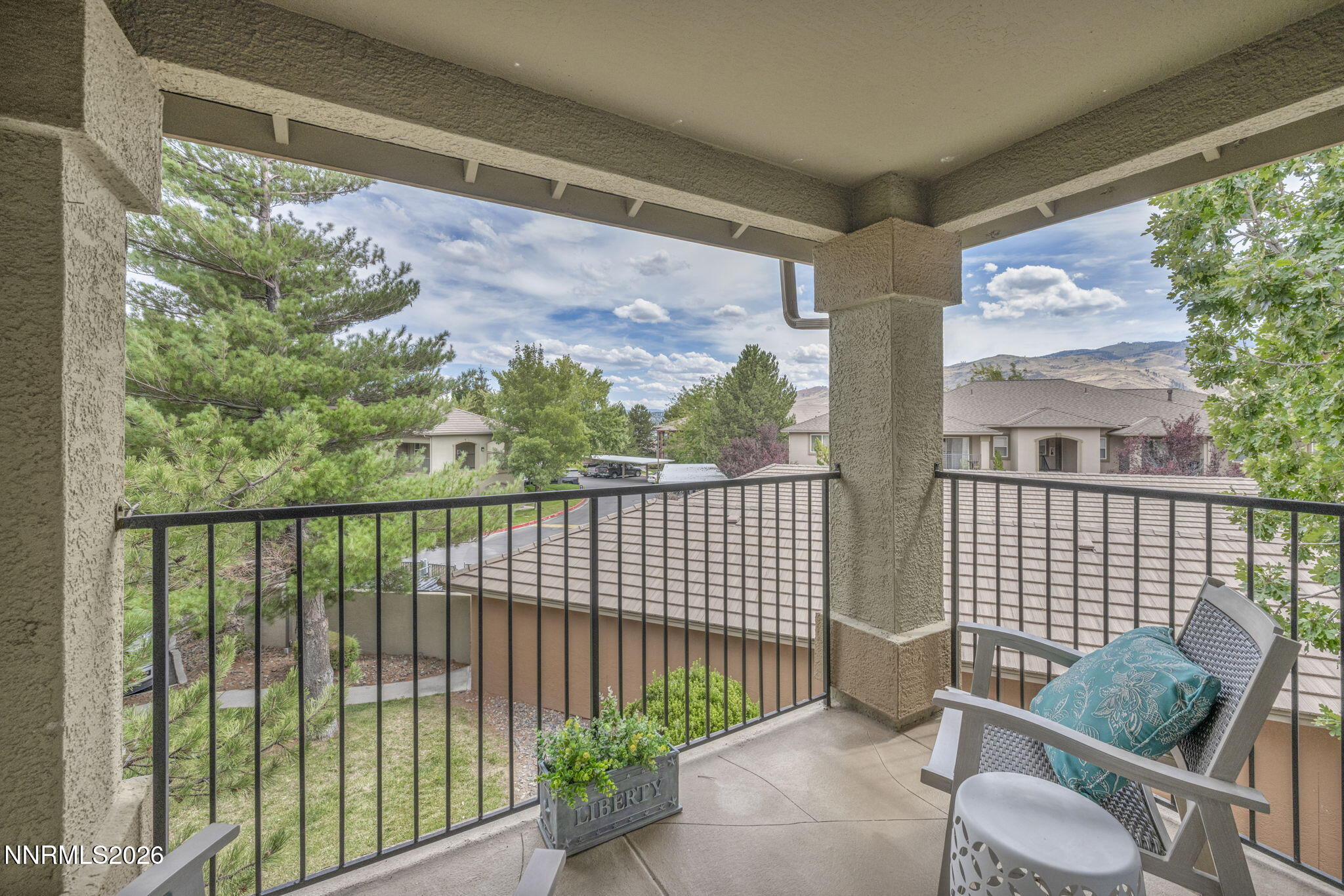 6850 Sharlands Avenue, Unit W2133 Reno, NV 89523 - Photo 23 of 47 16-web-or-mls-6850-sharlands-ave-w2133