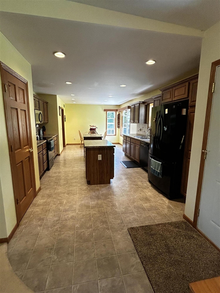 6670 Tower Lake Road Northeast Belding, MI 48809 - Photo 9 of 52
