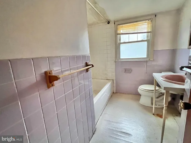 $210,000 | 1703 Palmer Avenue, Reading, PA 19610