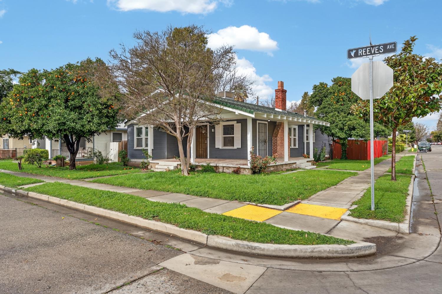 741 Reeves Avenue Yuba City, CA 95991 - Photo 2 of 28