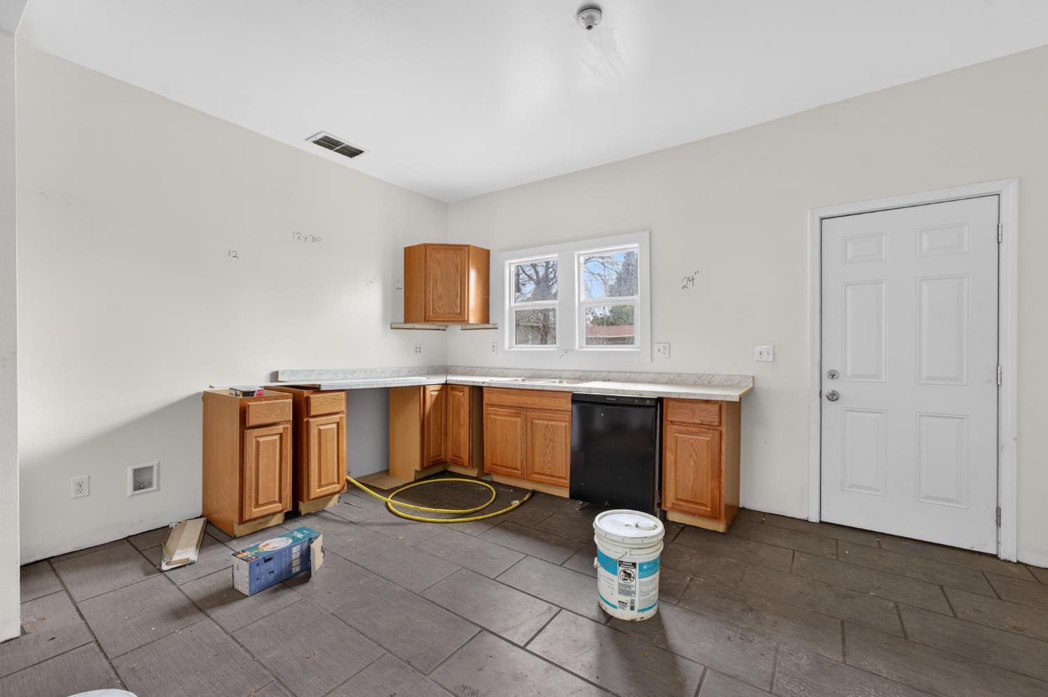 741 Reeves Avenue Yuba City, CA 95991 - Photo 10 of 28