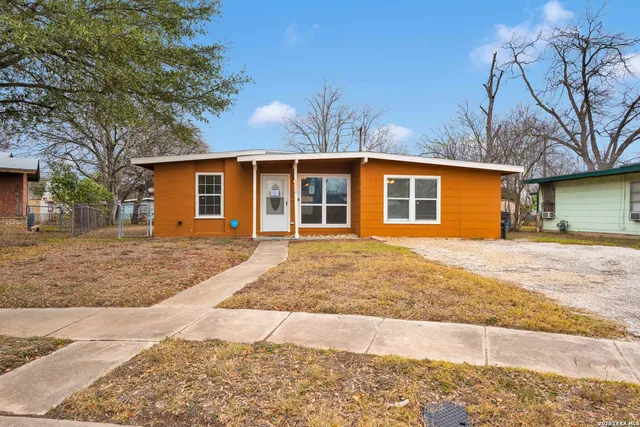 $129,900 | 4330 Kilrea Drive, San Antonio, TX 78219