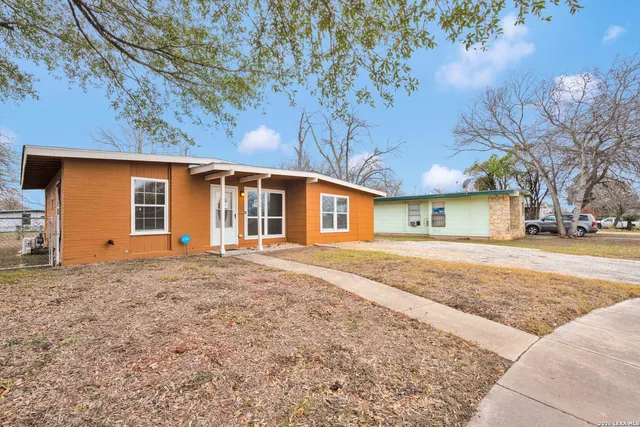 $129,900 | 4330 Kilrea Drive, San Antonio, TX 78219