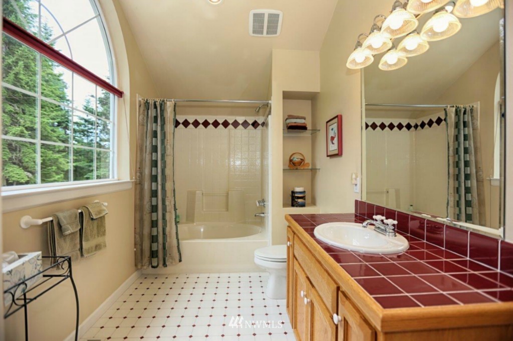 518 South Camano Ridge Road Camano Island, WA 98282 - Photo 15 of 22 Gallery Image 15