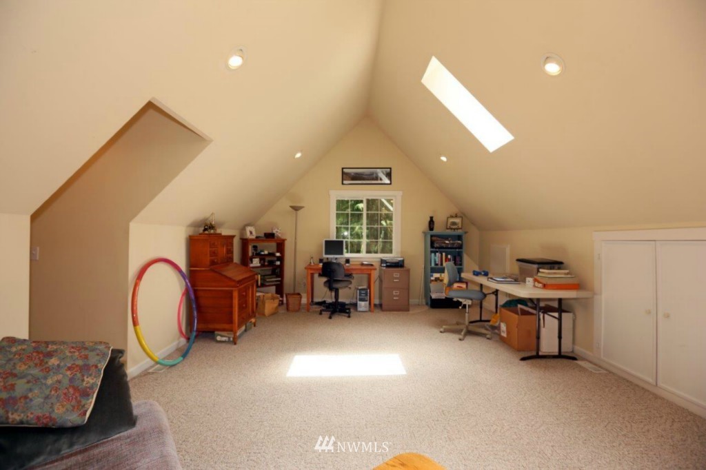 518 South Camano Ridge Road Camano Island, WA 98282 - Photo 17 of 22 Gallery Image 17