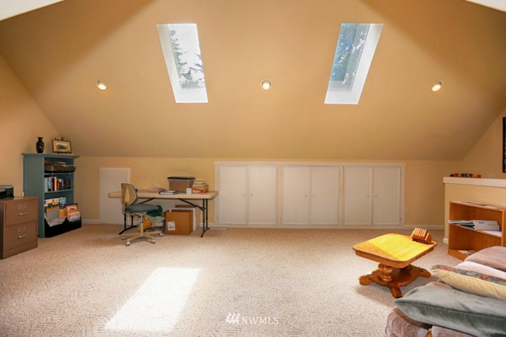 518 South Camano Ridge Road Camano Island, WA 98282 - Photo 18 of 22 Gallery Image 18