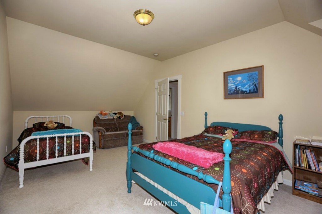 518 South Camano Ridge Road Camano Island, WA 98282 - Photo 19 of 22 Gallery Image 19