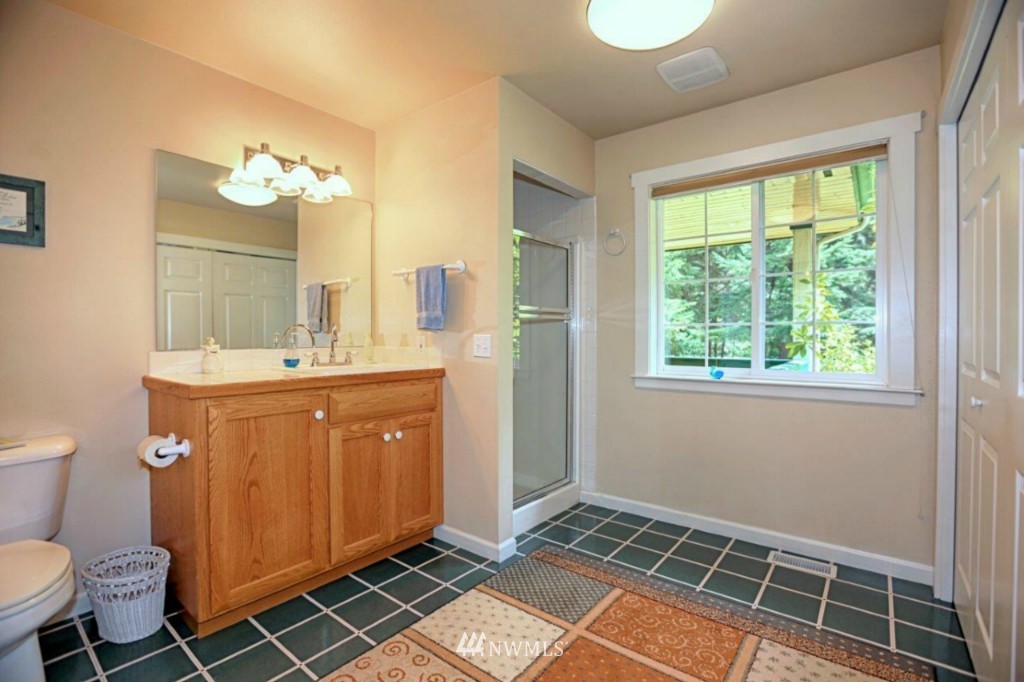 518 South Camano Ridge Road Camano Island, WA 98282 - Photo 7 of 22 Gallery Image 7