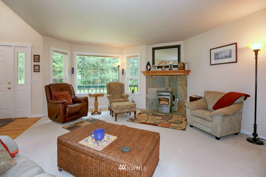 518 South Camano Ridge Road Camano Island, WA 98282 - Photo 9 of 22 Gallery Image 9