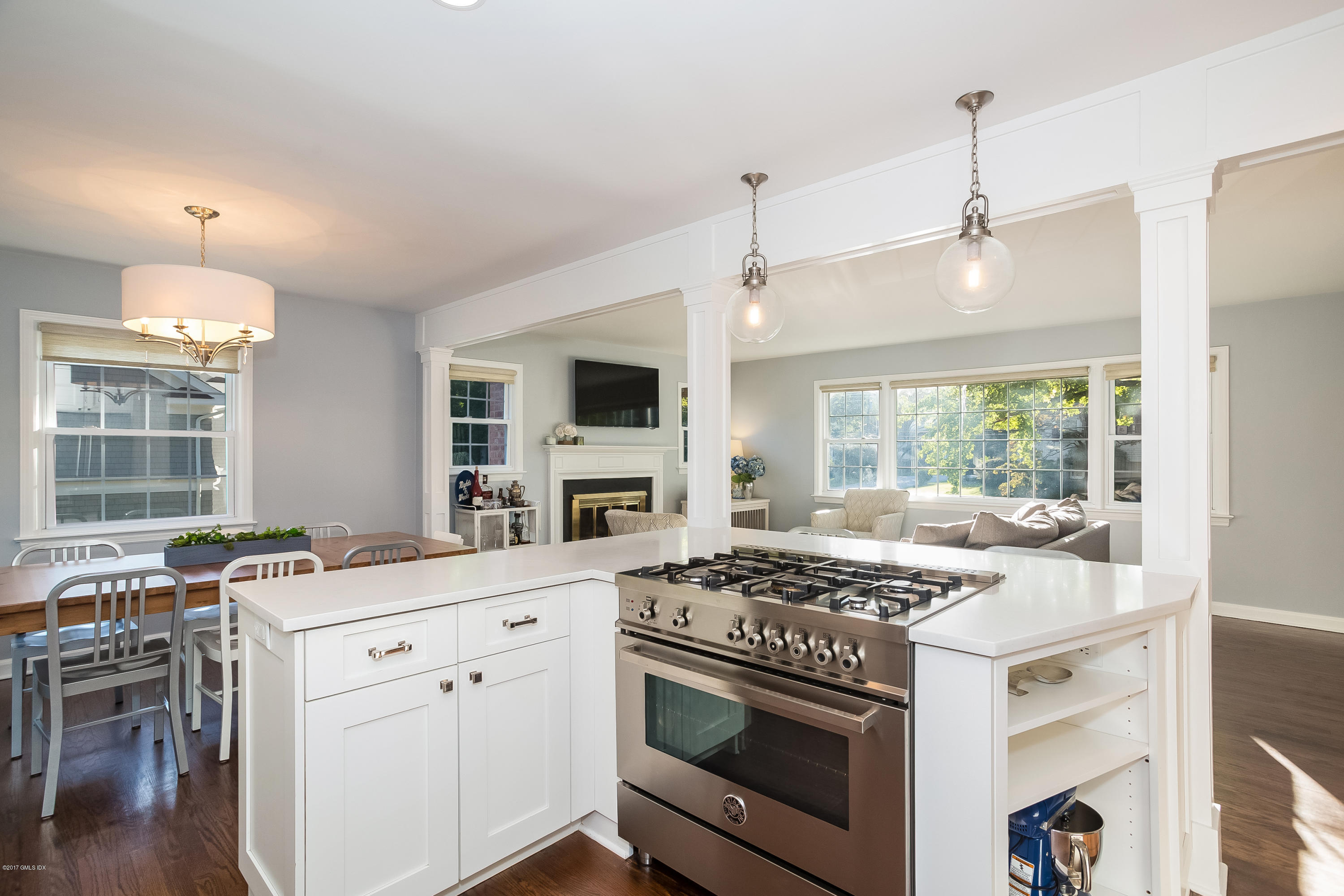 18 Annjim Drive Greenwich, CT 06830 - Photo 4 of 15 Kitchen 2