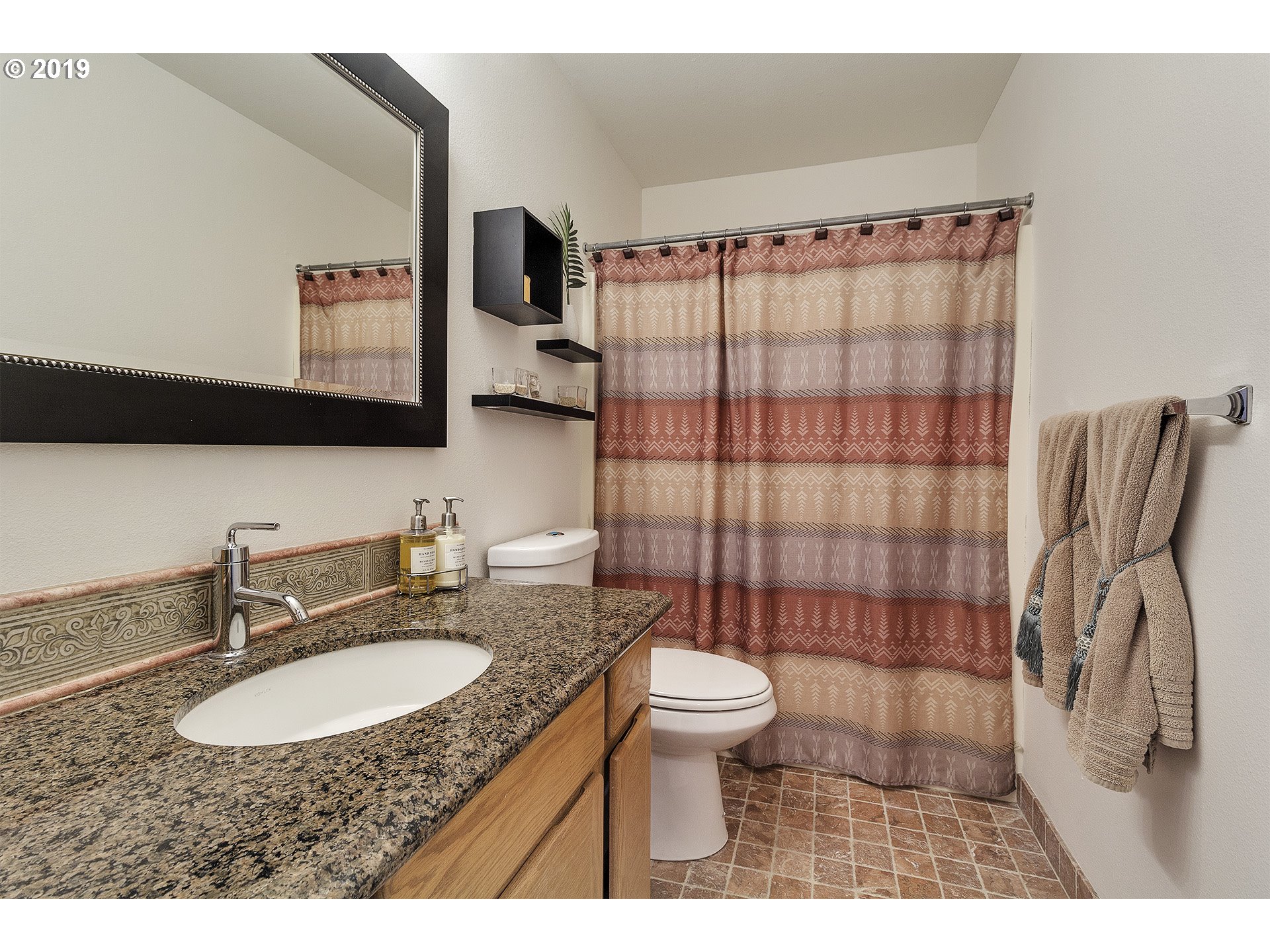 18470 Southwest Kelly View Loop Beaverton, OR 97007 - Photo 16 of 26 Gallery Image 16