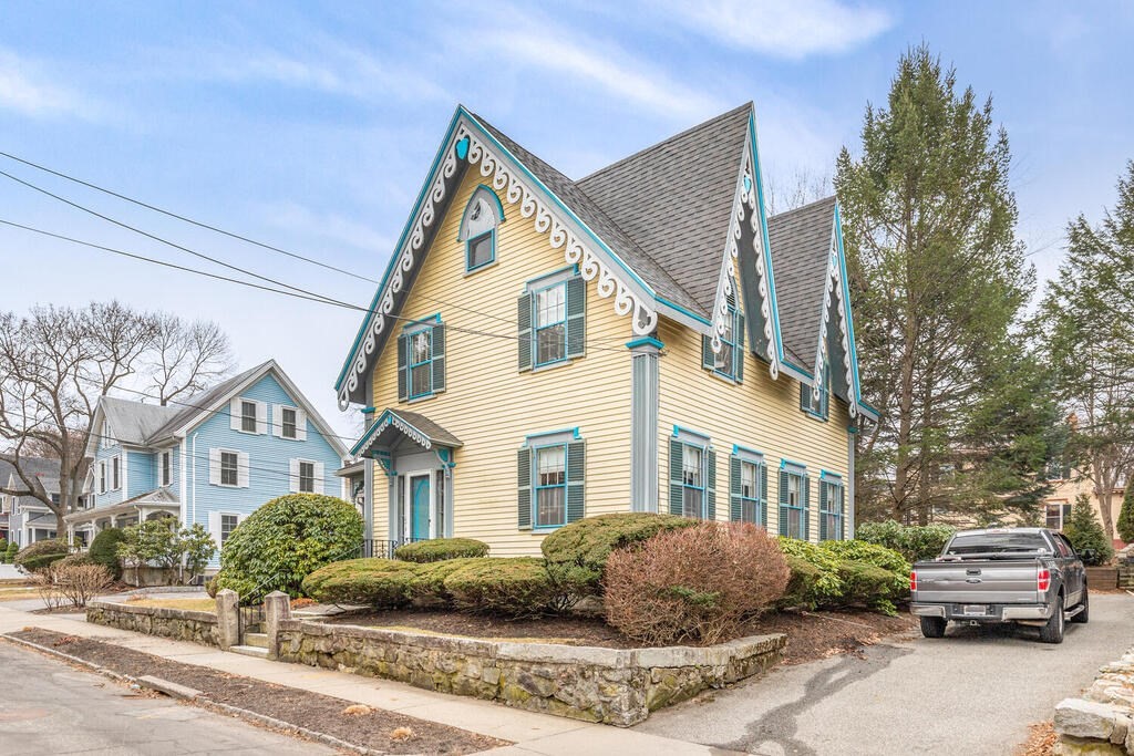 5 Myrtle Street Winchester, MA 01890 - Photo 3 of 32