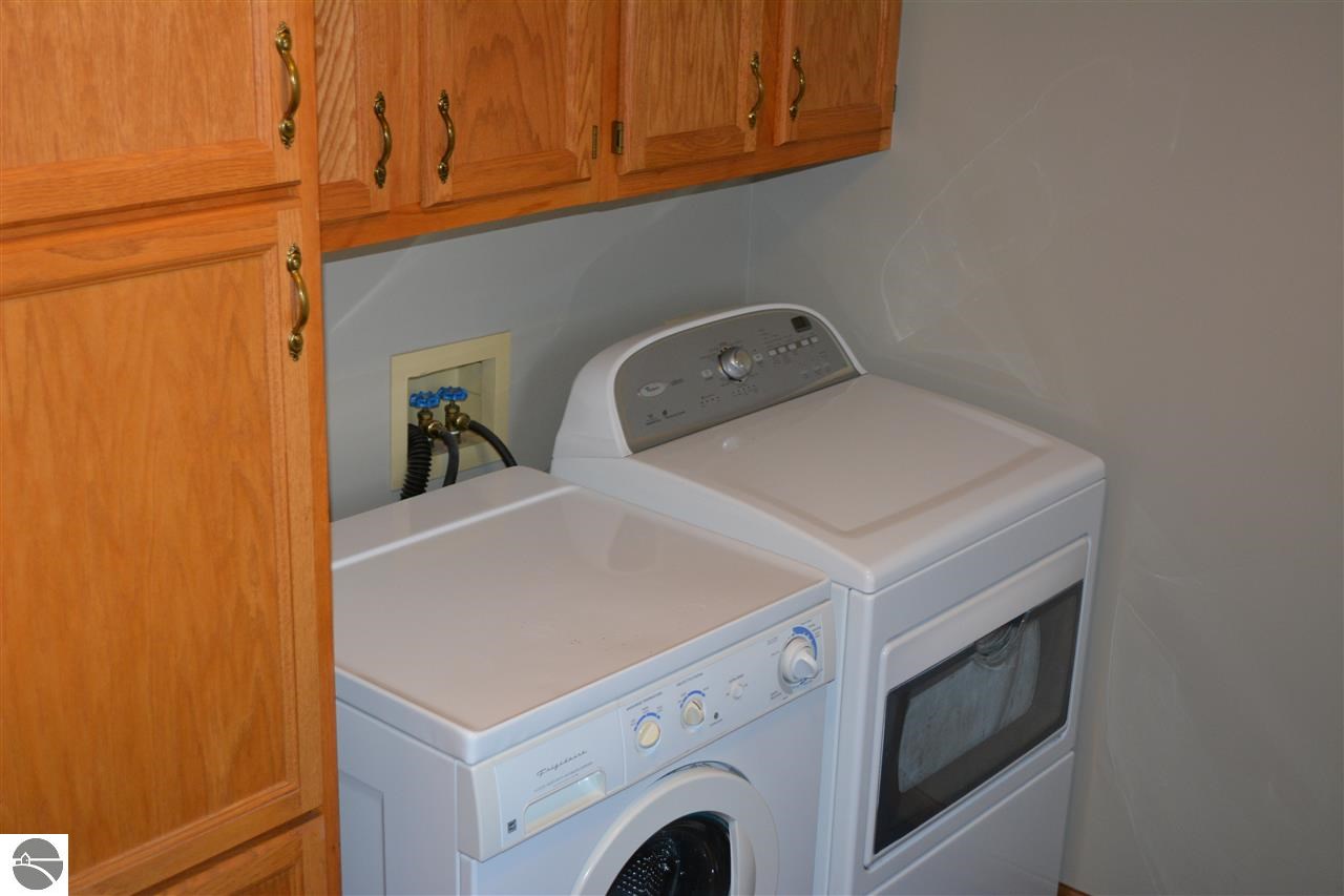 1200 South Meridian Road Mount Pleasant, MI 48858 - Photo 28 of 40 1795345-27.JPG