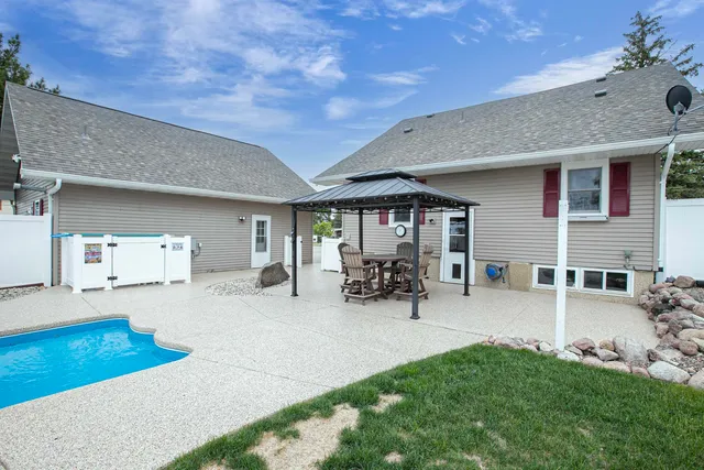 $449,900 | N1815 Municipal Drive, Greenville, WI 54942