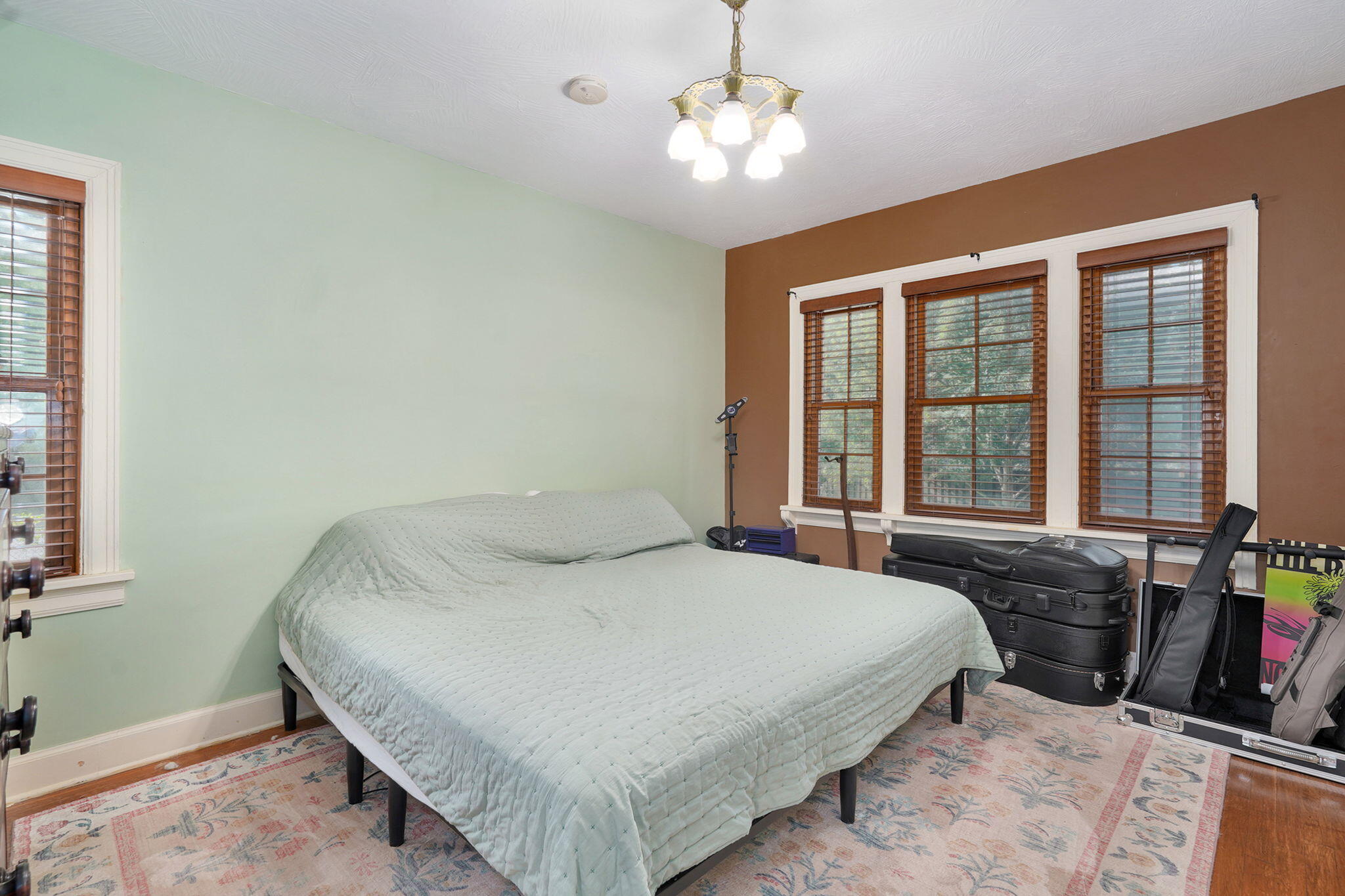 1328 East Bennett Street Springfield, MO 65804 - Photo 25 of 49 1328 E Bennett St-25