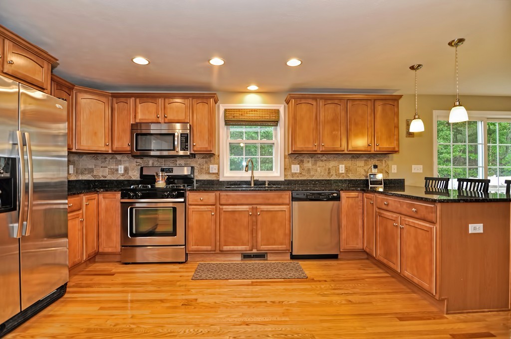 10 Bufton Farm Road Clinton, MA 01510 - Photo 4 of 30 Gallery Image 4