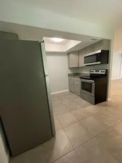 $1,750 | 747 South Swinton Avenue, Unit 2, Delray Beach, FL 33444