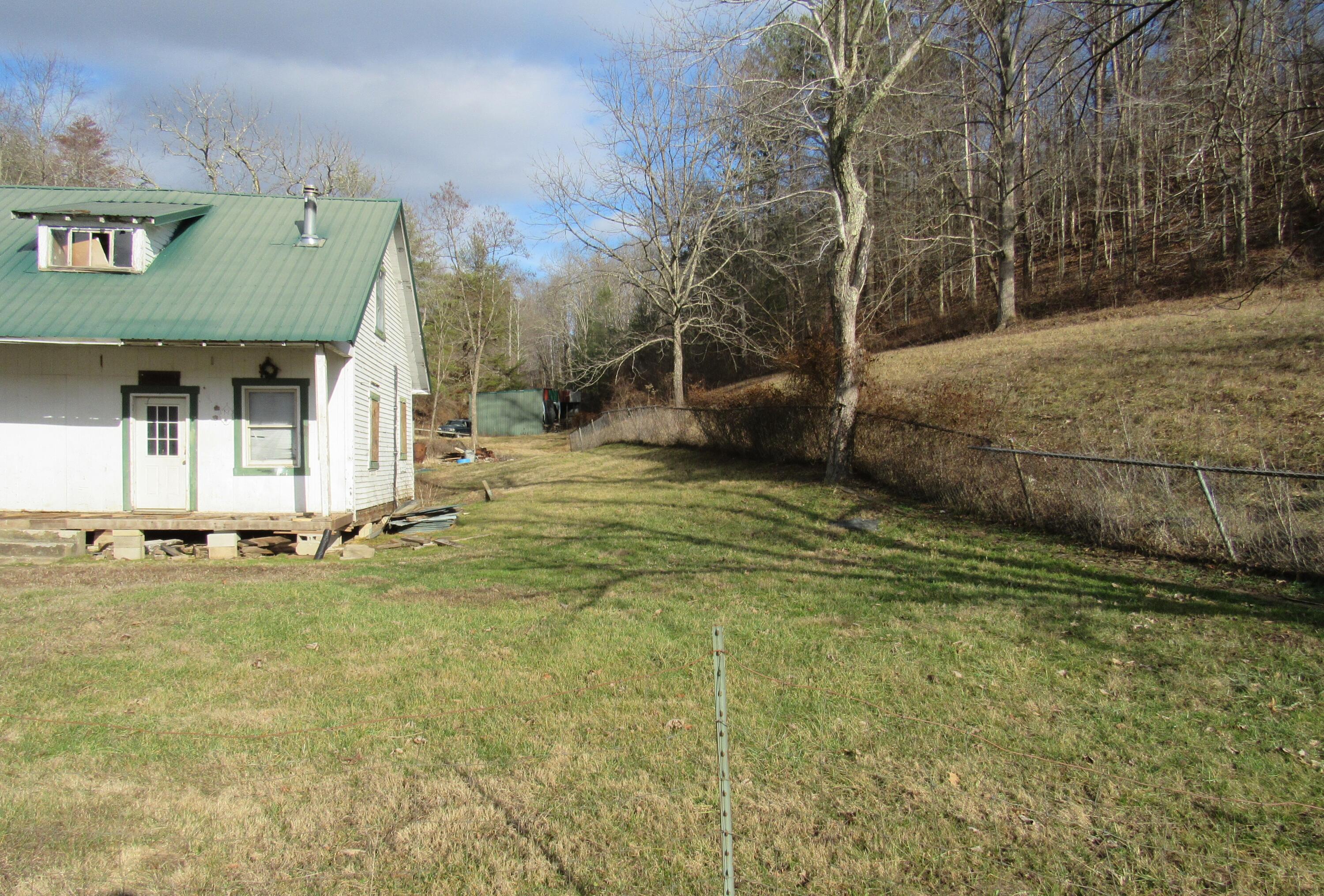 7006 Lacy Creek Road Hazel Green, KY 41332 - Photo 23 of 39 036
