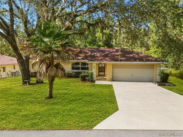 $1,800 | 3220 East Rogers, Inverness, FL 34453