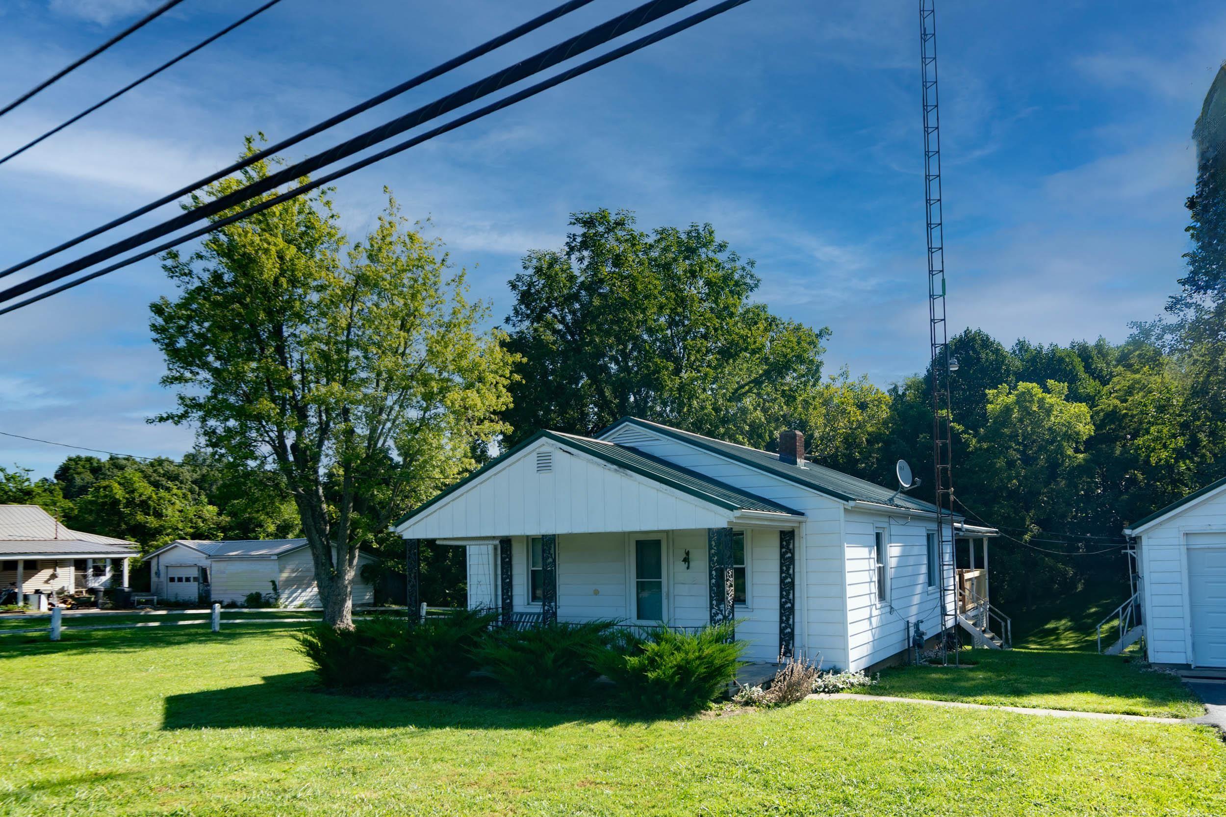 440 Peerless Road Bedford, IN 47421 - Photo 23 of 36