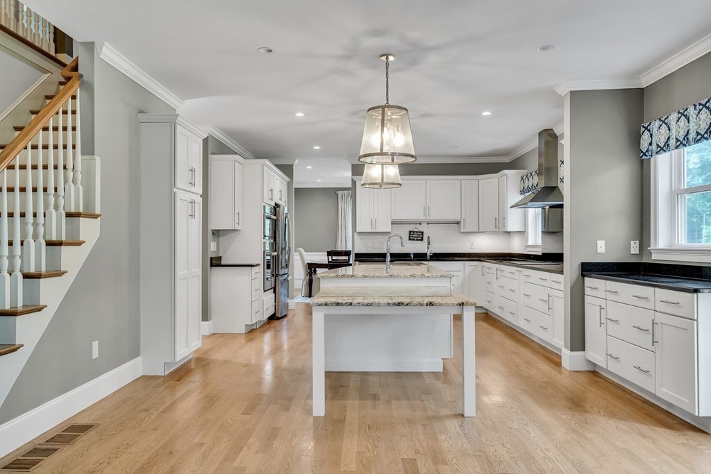 121 Taylor Farm Road Boxborough, MA 01719 - Photo 16 of 36