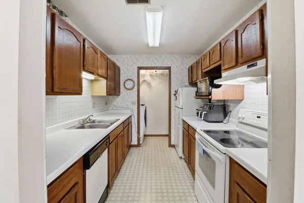 $219,900 | 2077 South 102nd Street, Unit D, West Allis, WI 53227