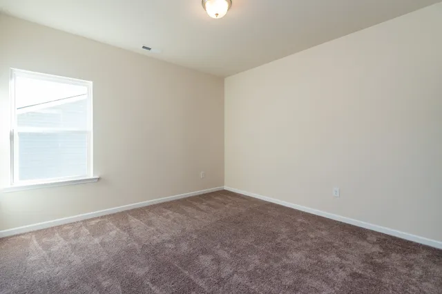 $459,990 | 1383 English Oak Drive, Clarksville, TN 37043