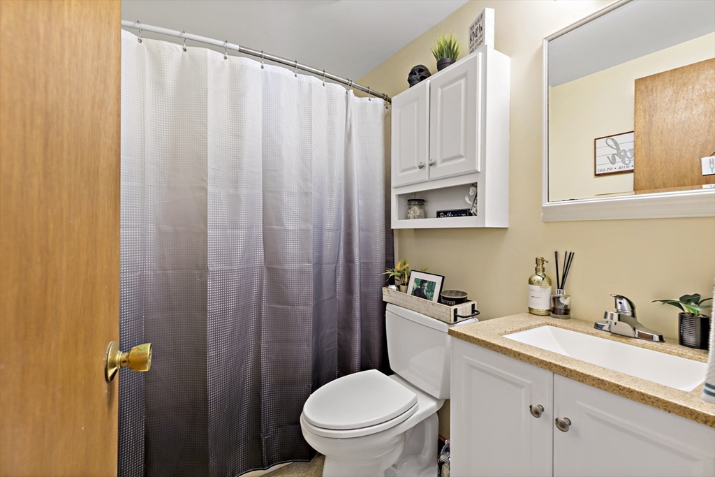 64 Como Road Boston, MA 02136 - Photo 15 of 29 Gallery Image 15