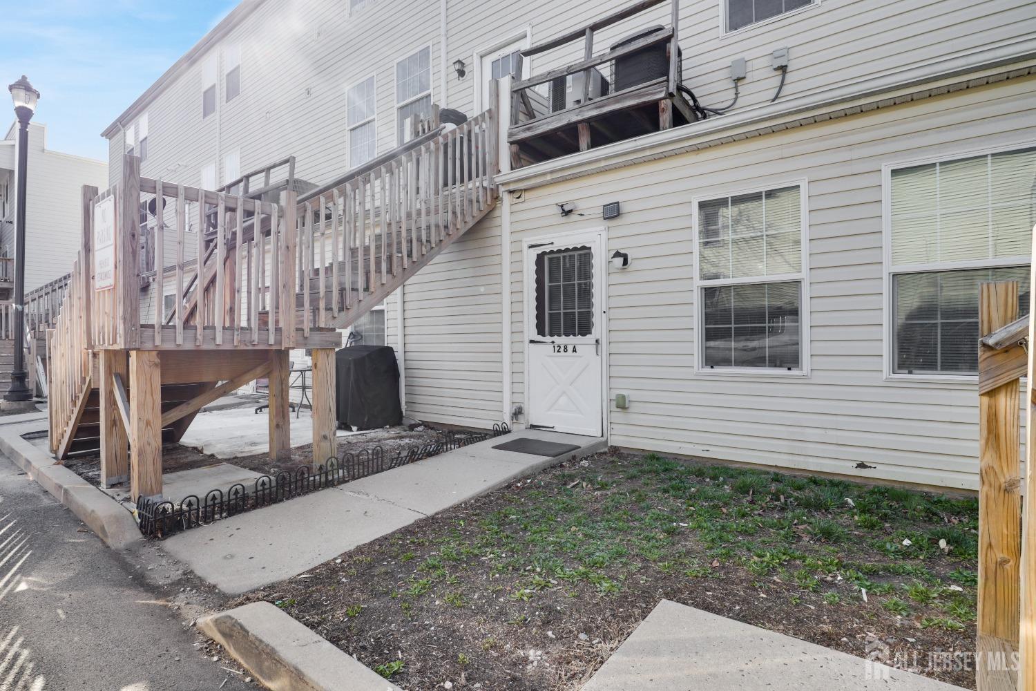 128 Remsen Avenue, Unit A New Brunswick, NJ 08901 - Photo 17 of 20