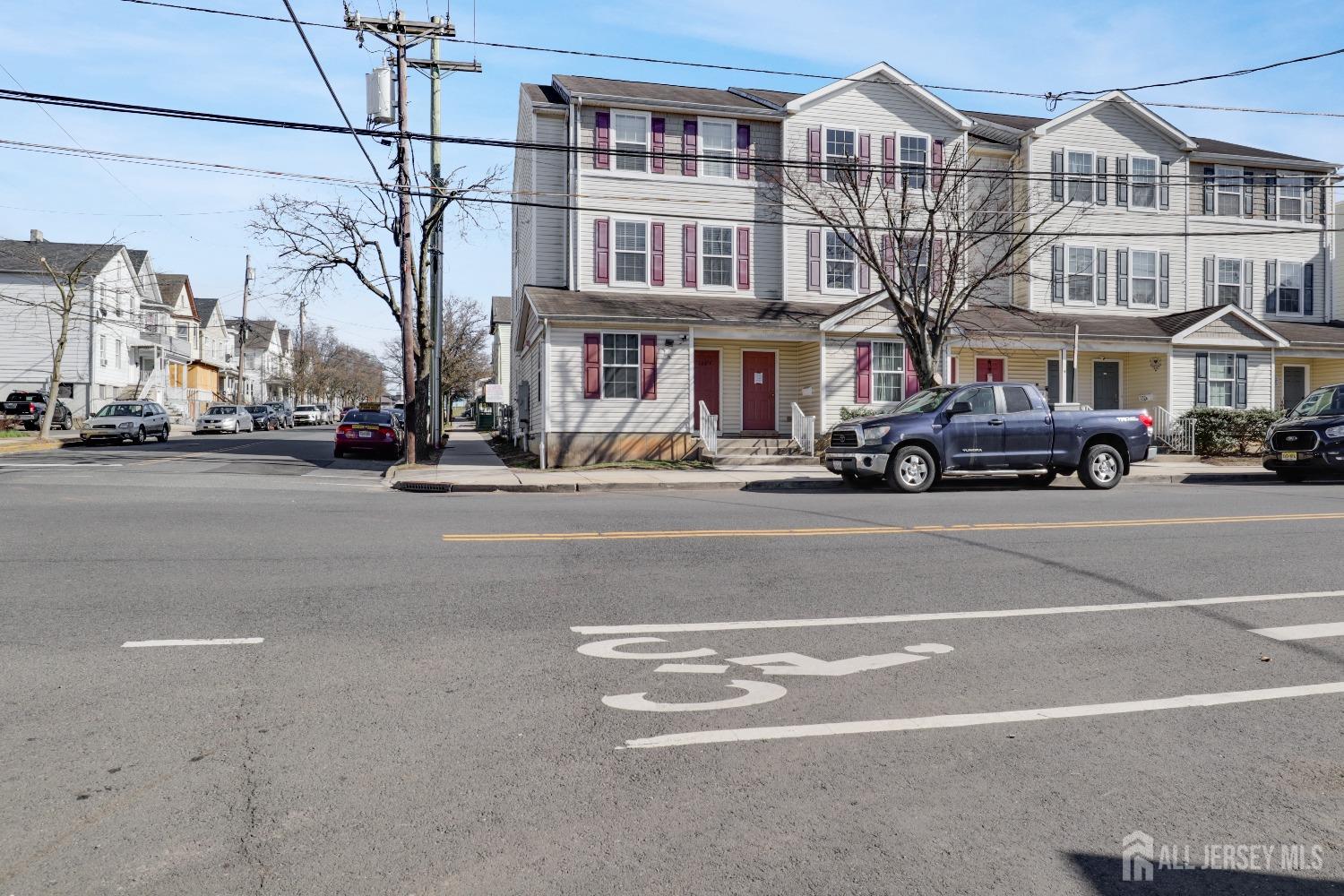 128 Remsen Avenue, Unit A New Brunswick, NJ 08901 - Photo 3 of 20