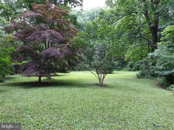 49 Old State Road Reading, PA 19606 - Photo 3 of 20