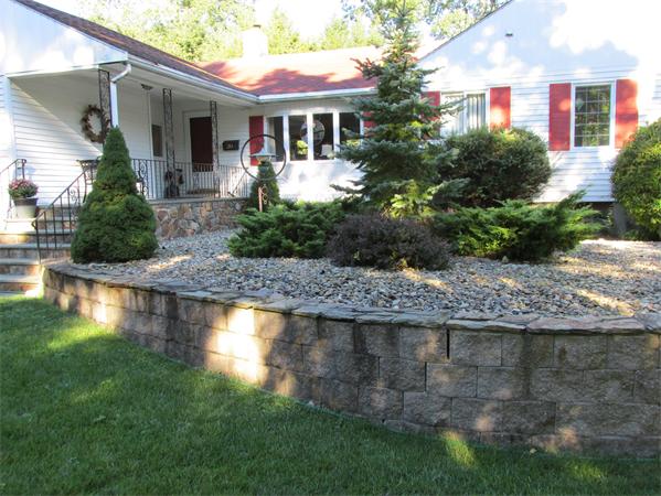 30 Homestead Road Lynnfield, MA 01940 - Photo 1 of 30 Gallery Image 1